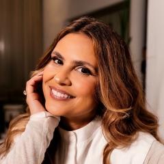 Aline Barros