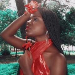 Marih Black