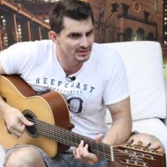 Nicolas Jr.