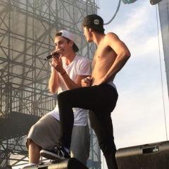 Sammy Wilk and Skate