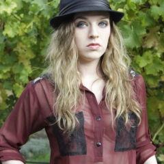 ZZ Ward